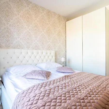 Apartment Royal Old Town Tartaczna 46